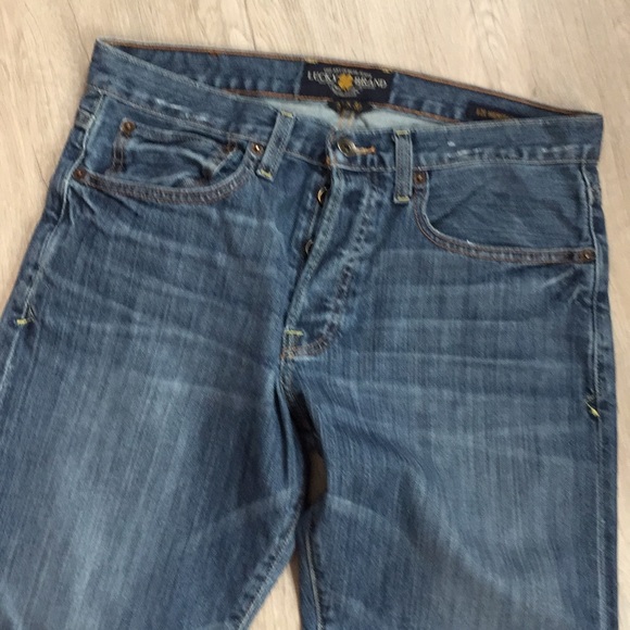 👖Lucky Brand Size 32/30 - Picture 2 of 8
